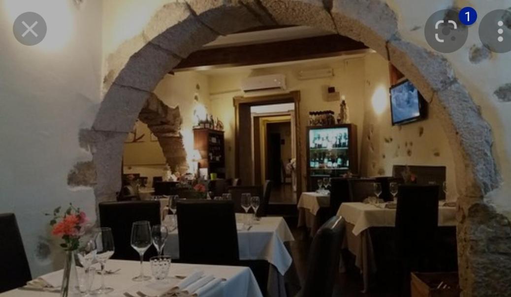 Accanto All'Autostrada Al Centro Tra Roma E Napoli ポンテコルヴォ エクステリア 写真
